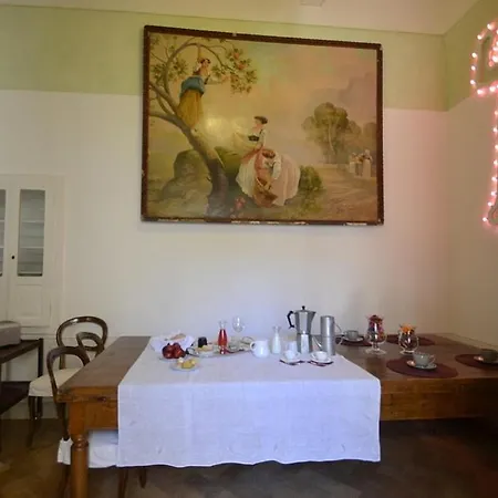Sleeps 31 Pool Air Con Wifi