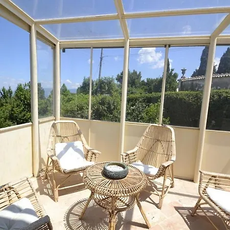 Sleeps 31 Pool Air Con Wifi