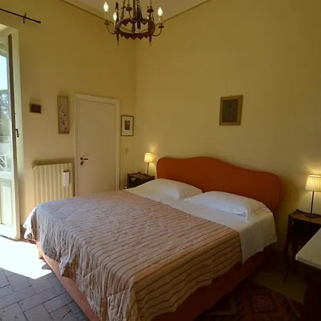 Sleeps 31 Pool Air Con Wifi Villa